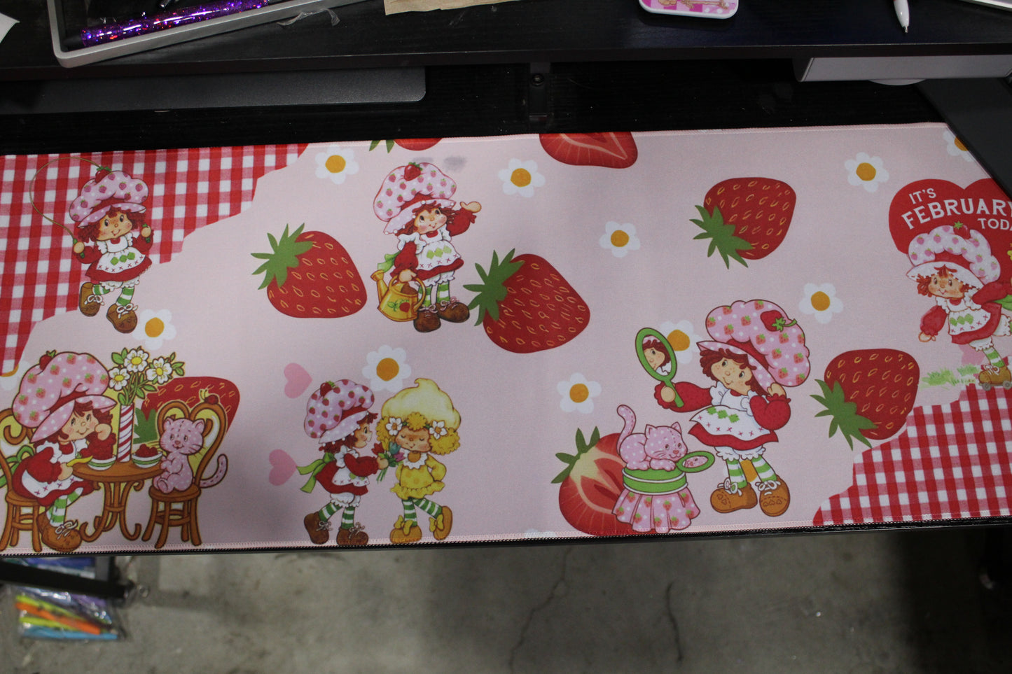 SS girl desk mat