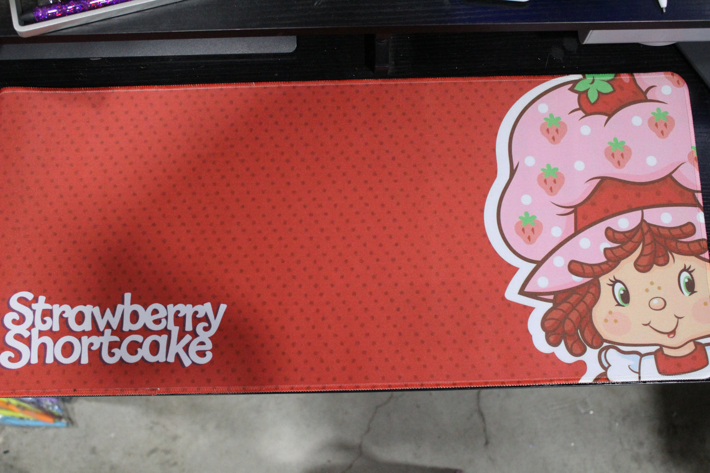 SS girl 1 desk mat
